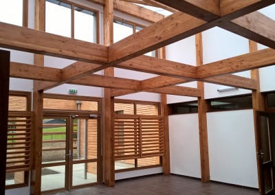 Bâtiments avec chaufferie centrale biomasse à PLAINTEL (22)